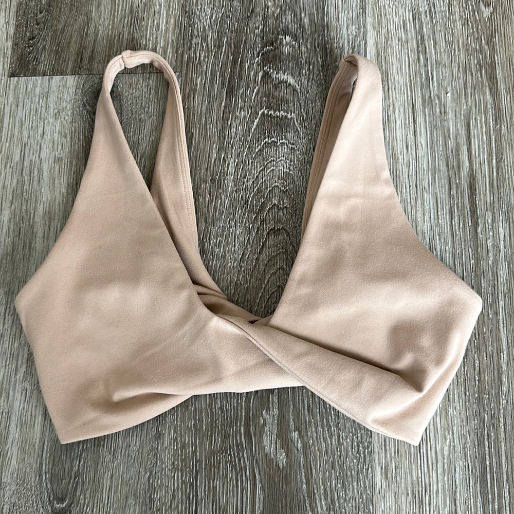 Women's Tan Twist Front Top